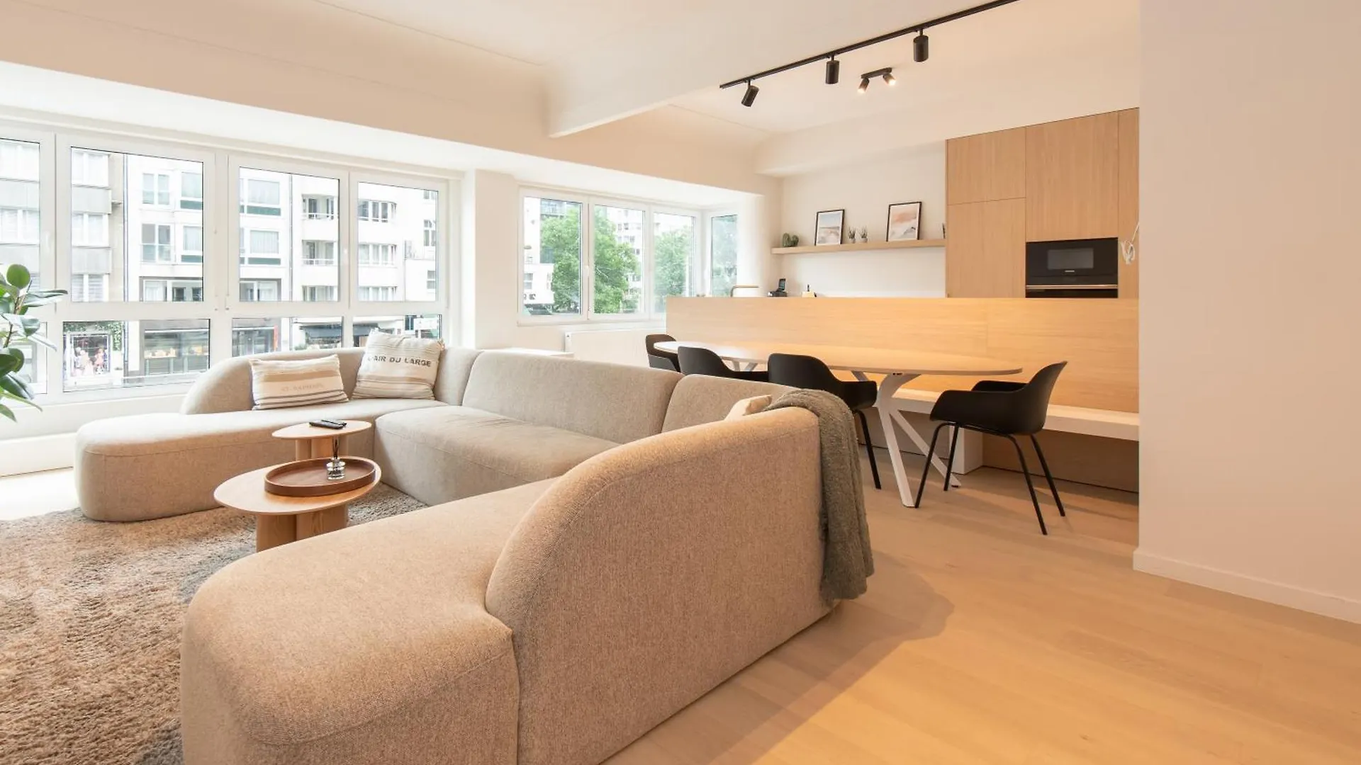 Deluxe 4 Rooms Apartment With Casino View At The Beach And Free Parking Ostend 0*,  Belgium