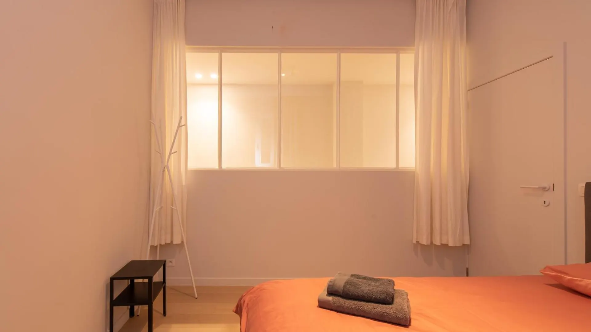 Deluxe 4 Rooms Apartment With Casino View At The Beach And Free Parking Oostende 0*,