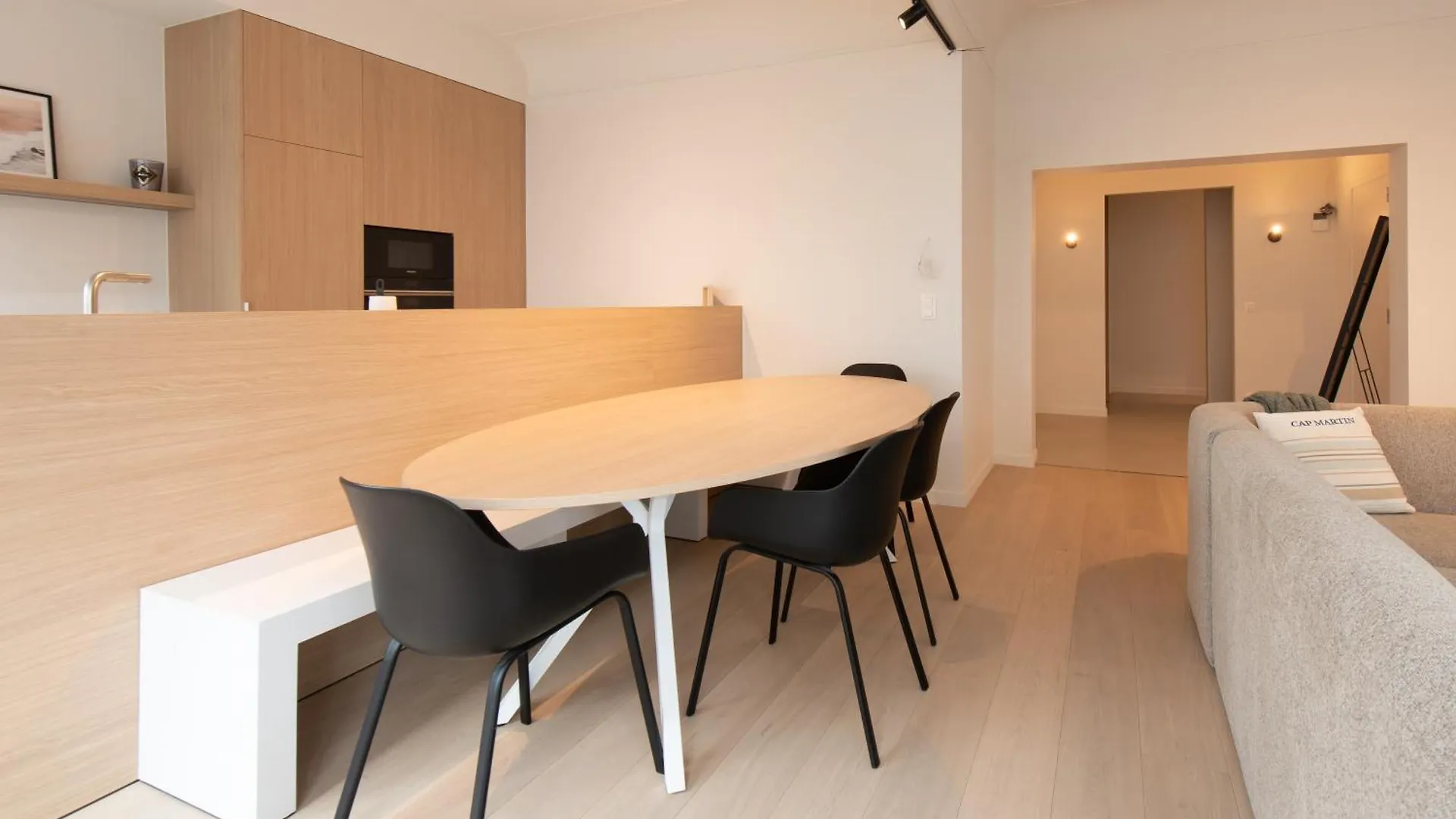 Deluxe 4 Rooms Apartment With Casino View At The Beach And Free Parking Oostende